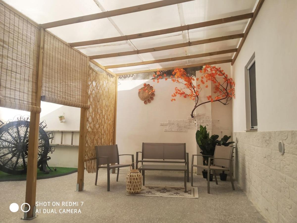 Aurisa Apartment Bari Exterior foto